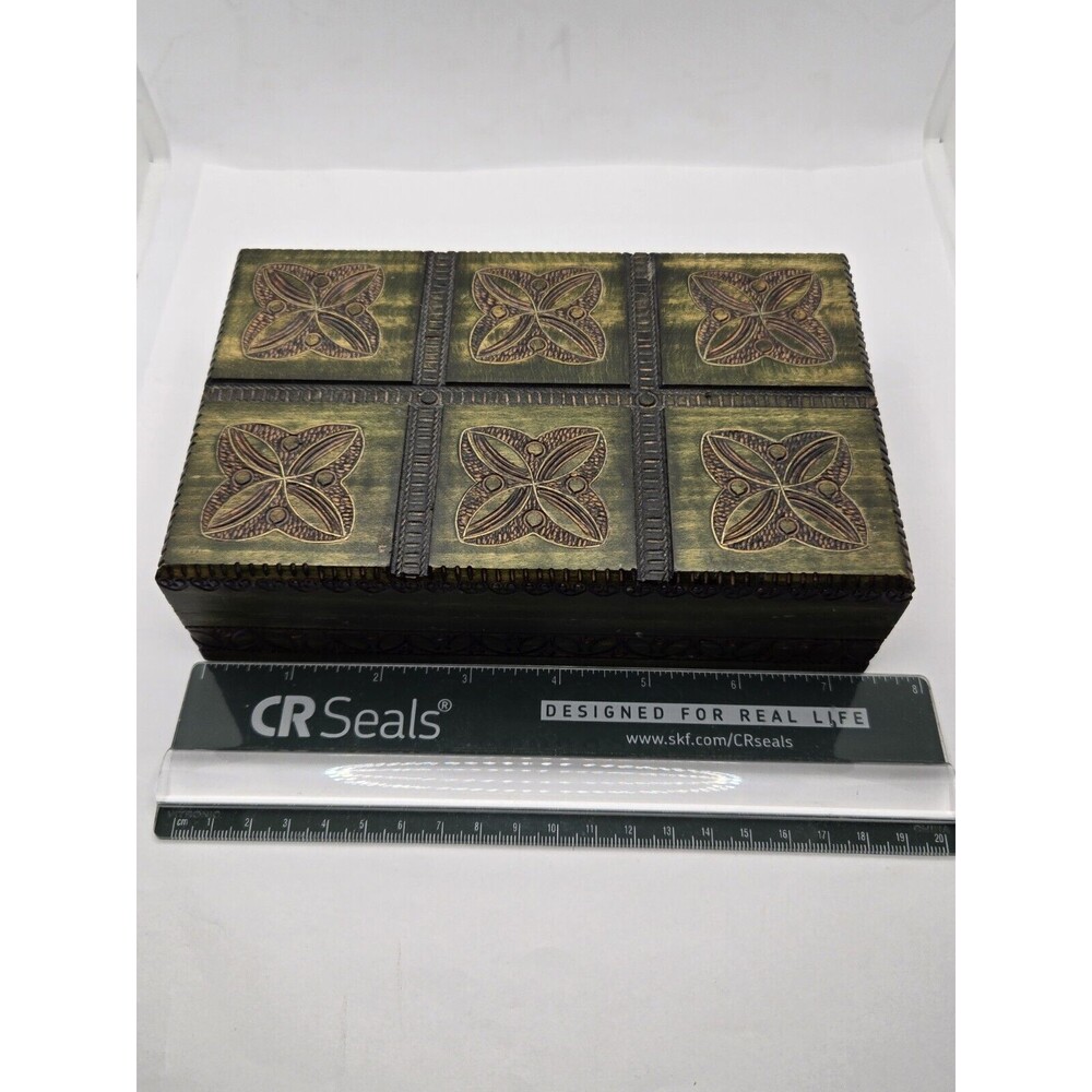 VNTG Painted & Carved Wooden Box Green and Designed
